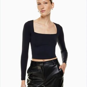 Aritzia Contour Square neck Long Sleeve